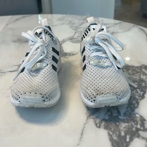 Adidas torsion sneaker